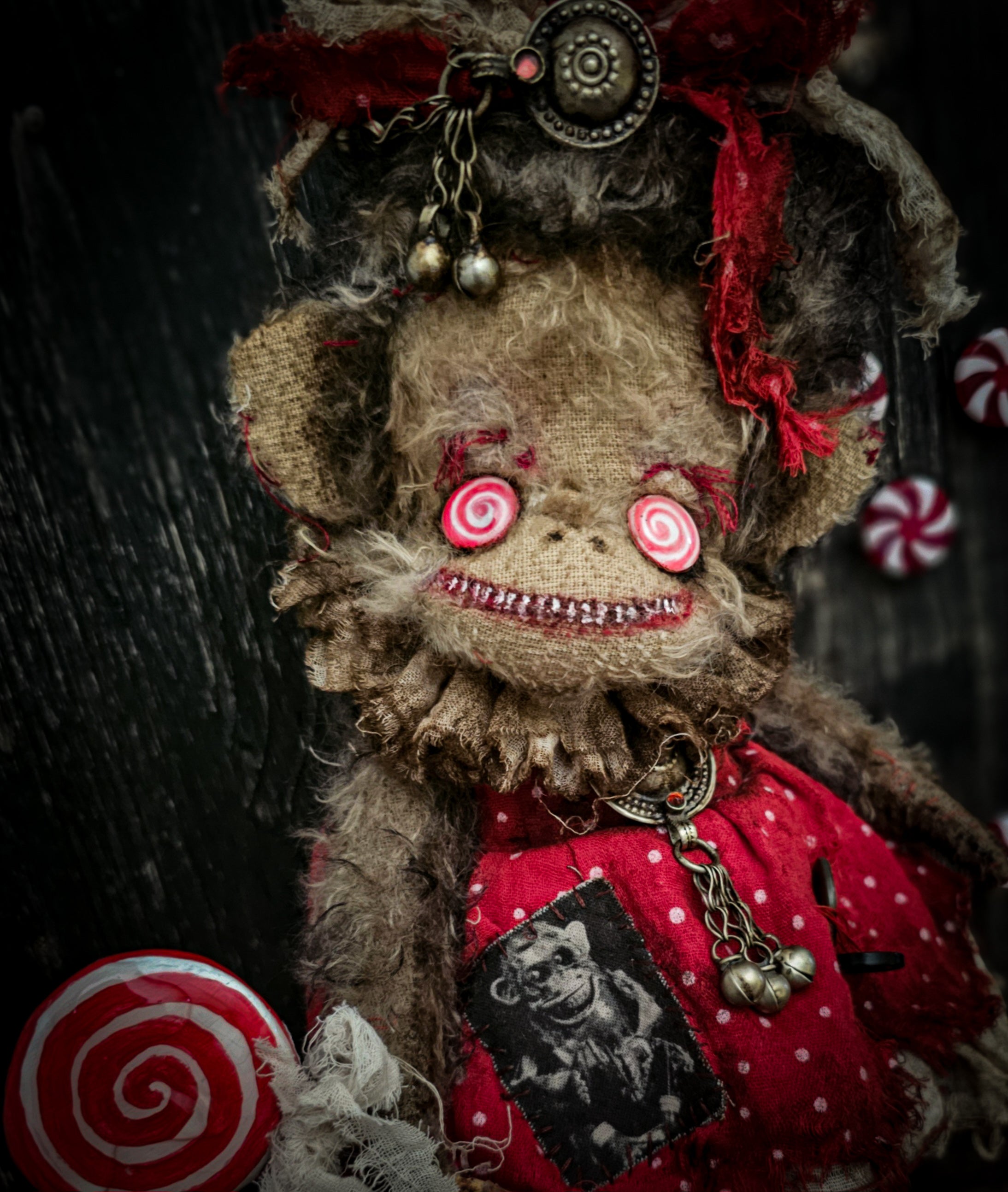 13.7" creepy monkey